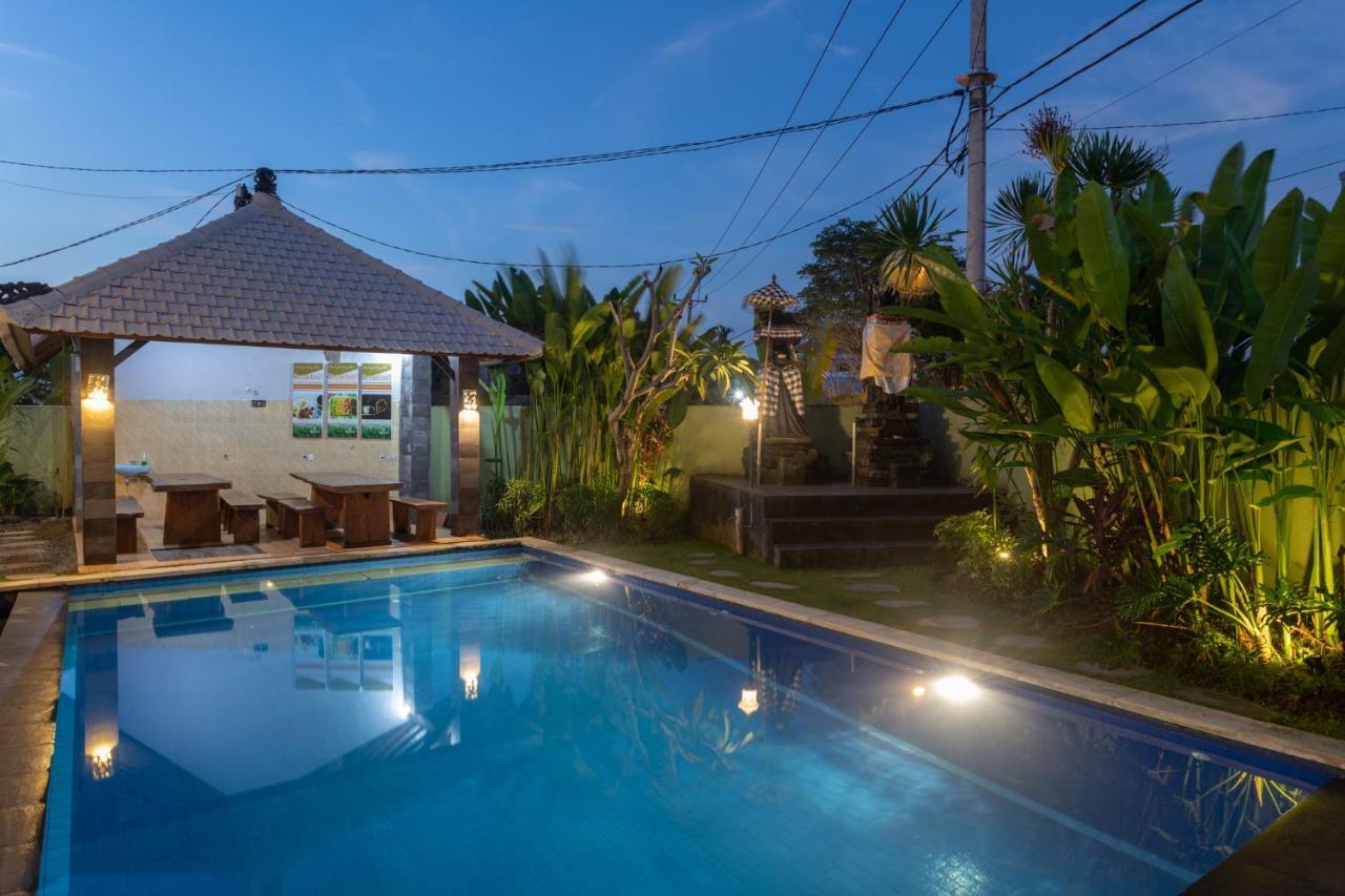 Cempaka Mas Guest House Canggu Extérieur photo