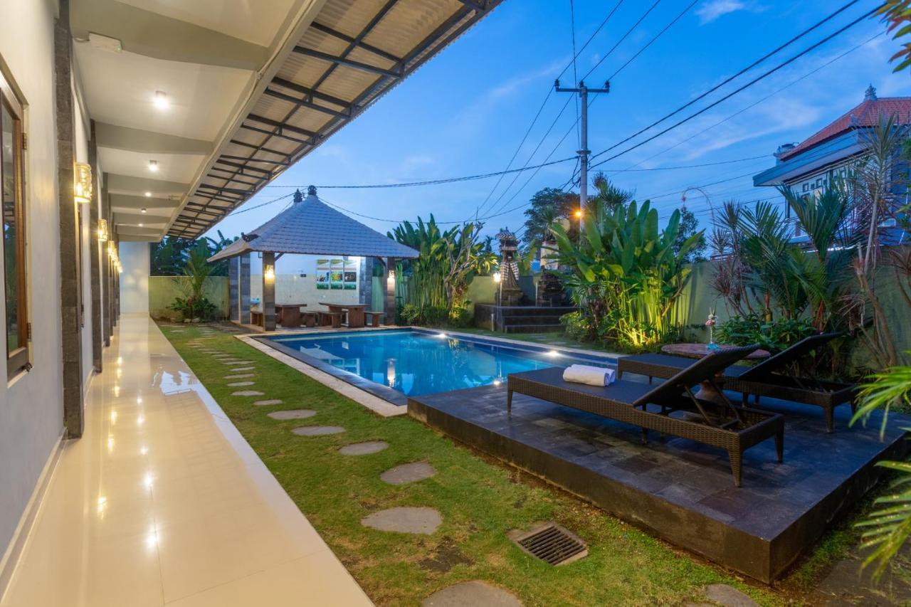 Cempaka Mas Guest House Canggu Extérieur photo