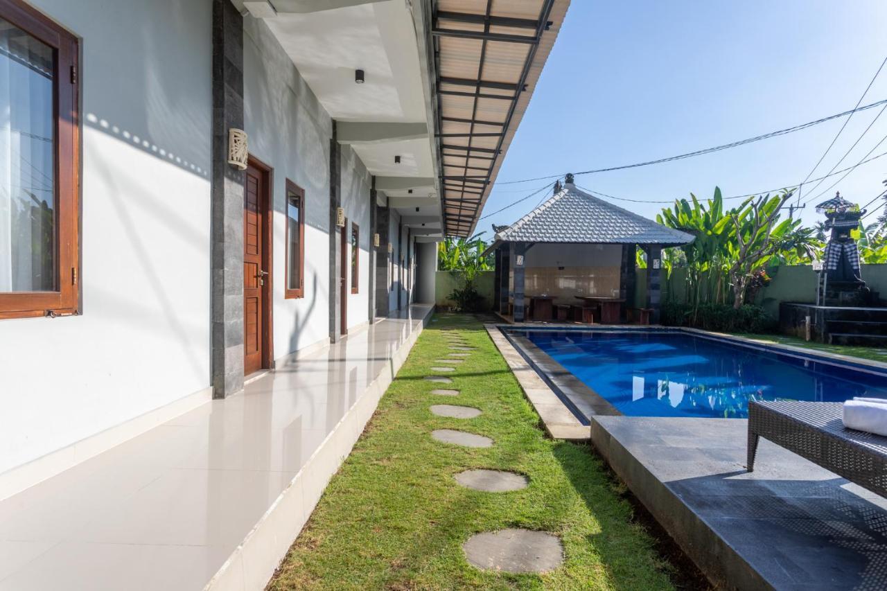 Cempaka Mas Guest House Canggu Extérieur photo